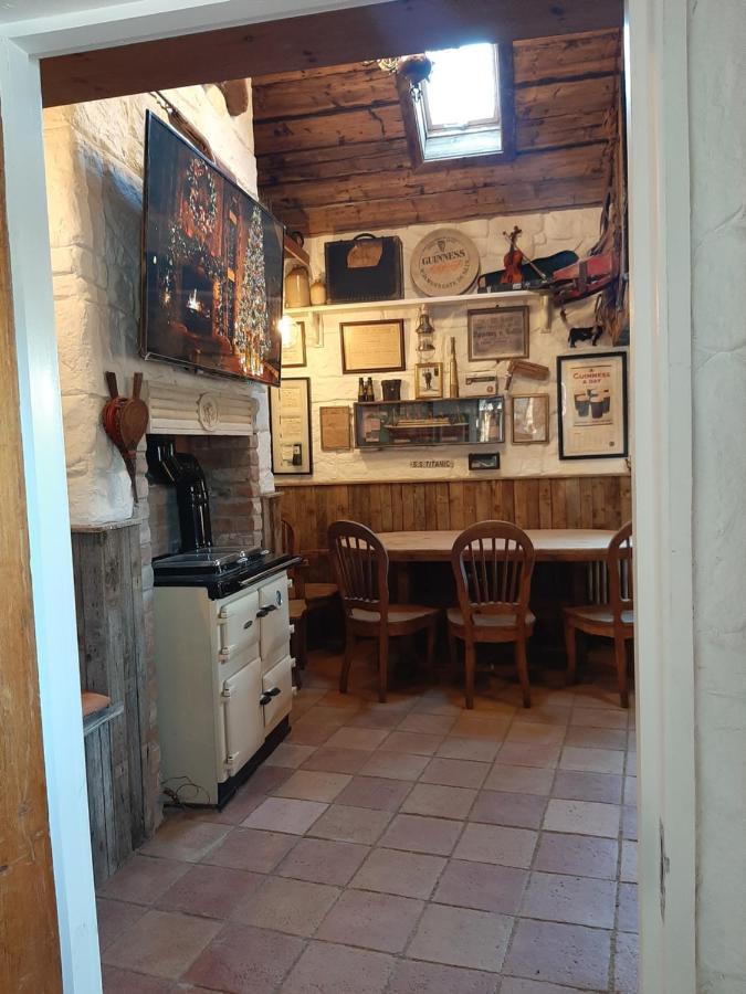 Nellie'S Farmhouse คาร์ลิงฟอร์ด ภายนอก รูปภาพ