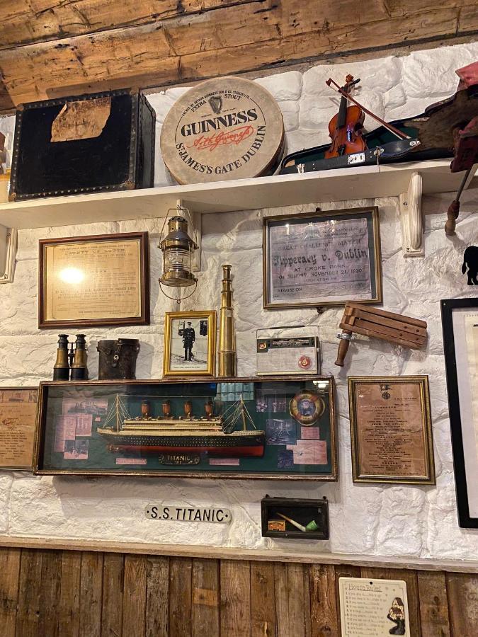 Nellie'S Farmhouse คาร์ลิงฟอร์ด ภายนอก รูปภาพ