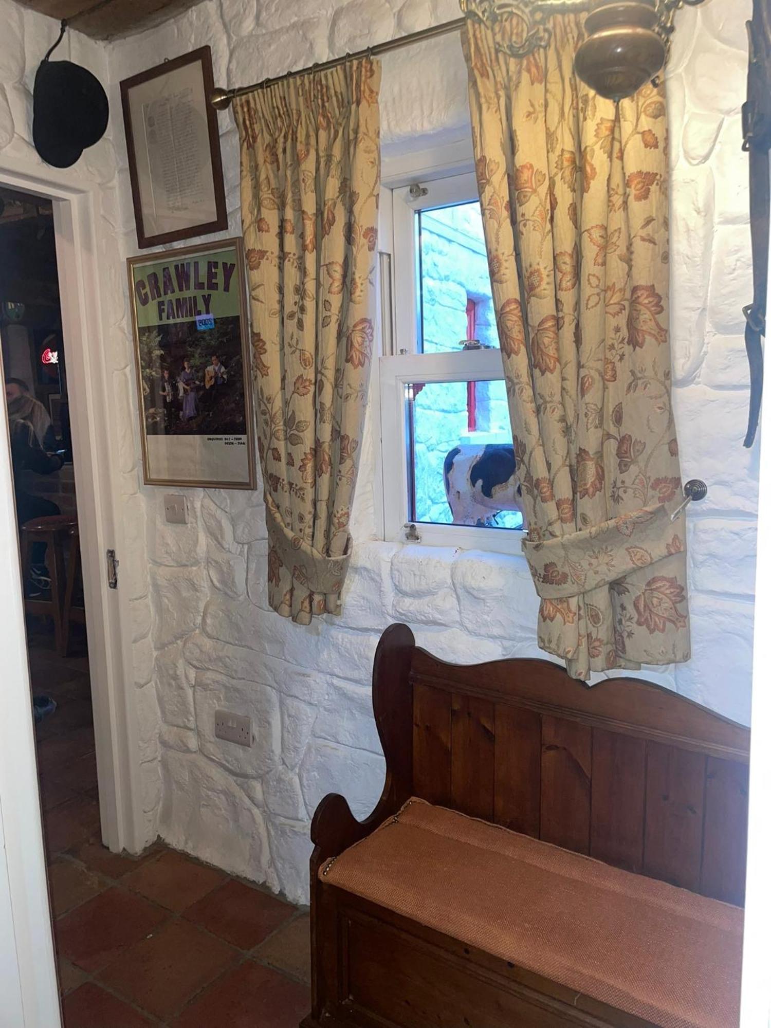Nellie'S Farmhouse คาร์ลิงฟอร์ด ภายนอก รูปภาพ